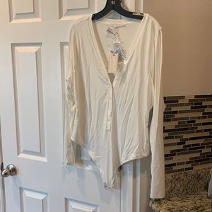 Good American Deep V Henley Bodysuit ivory 5